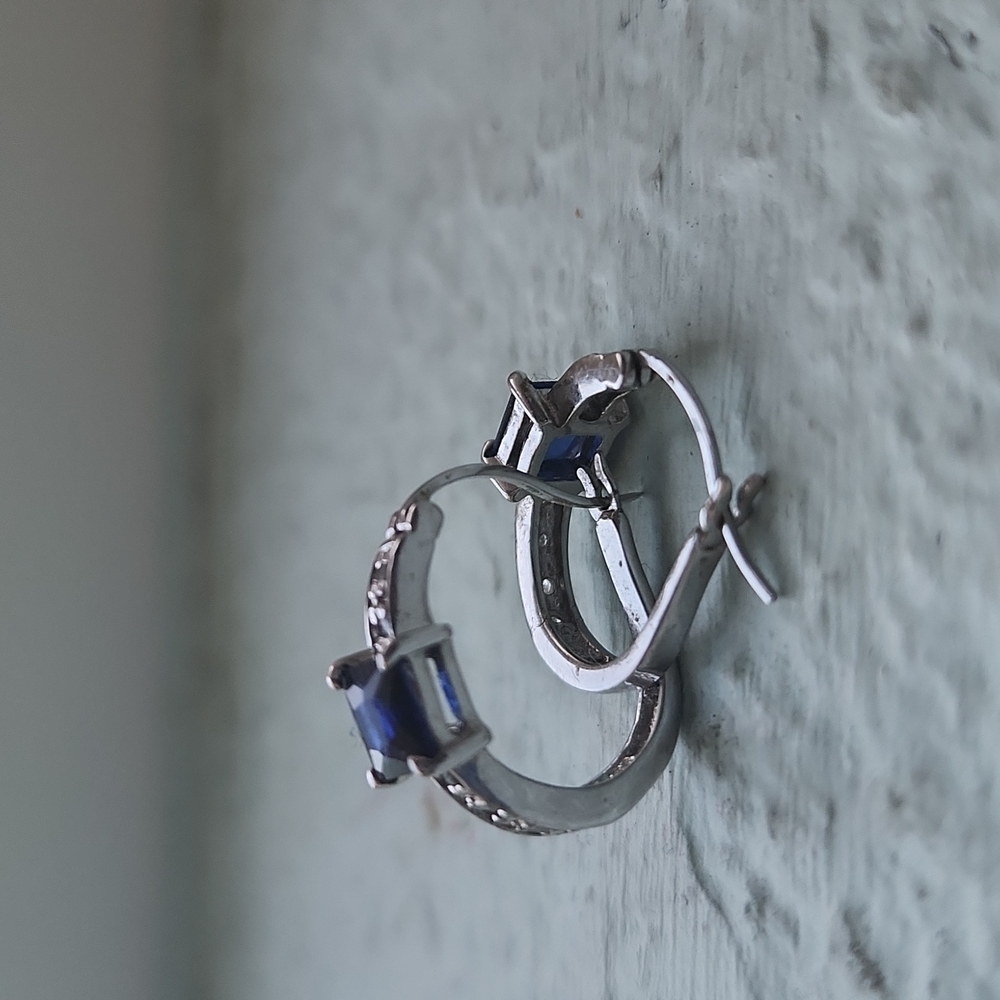 Clasp hoop Earrings sterling silver Blue lab crafted Square Stone